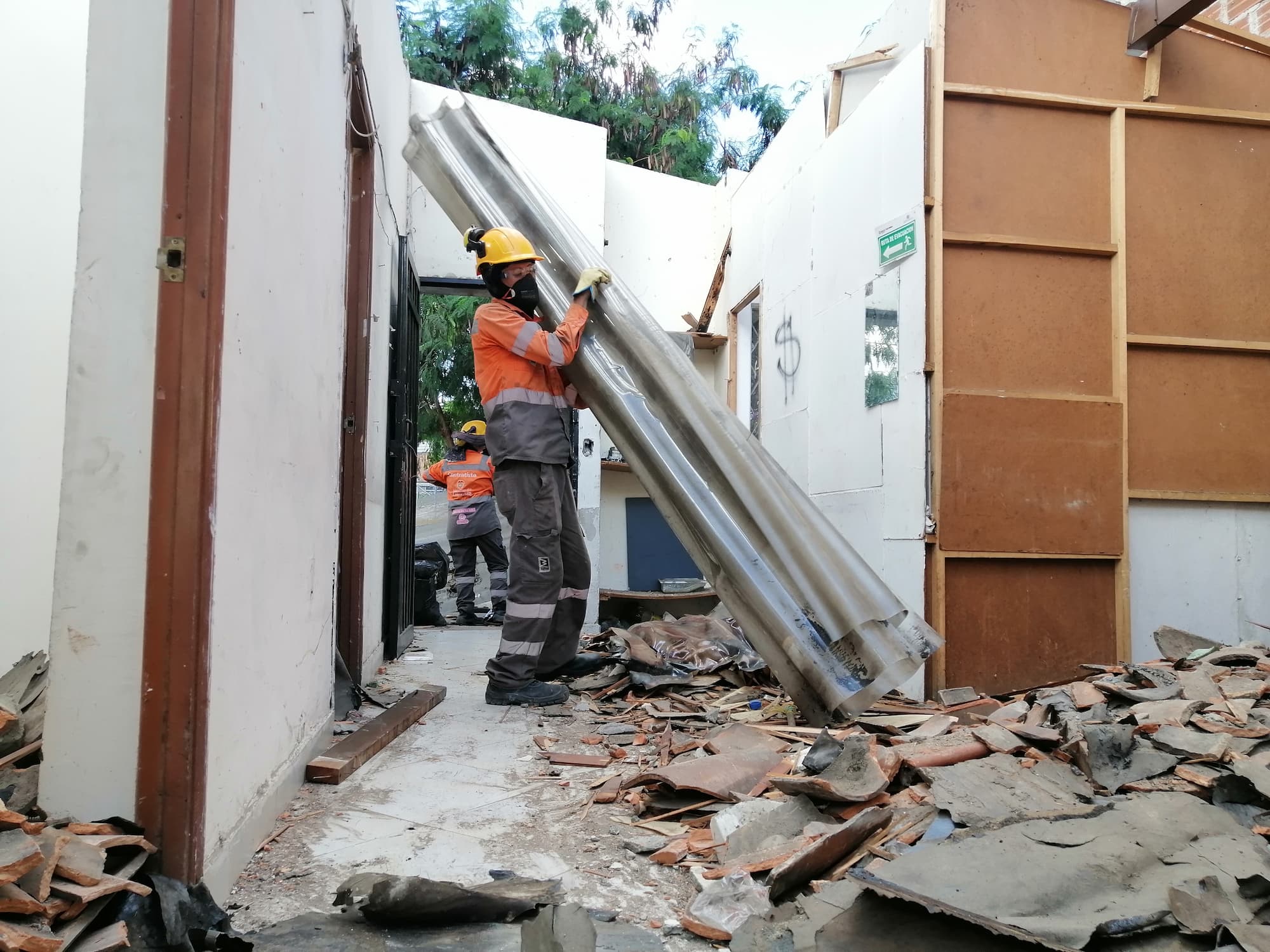 Desmantelamiento y demoliciones 14