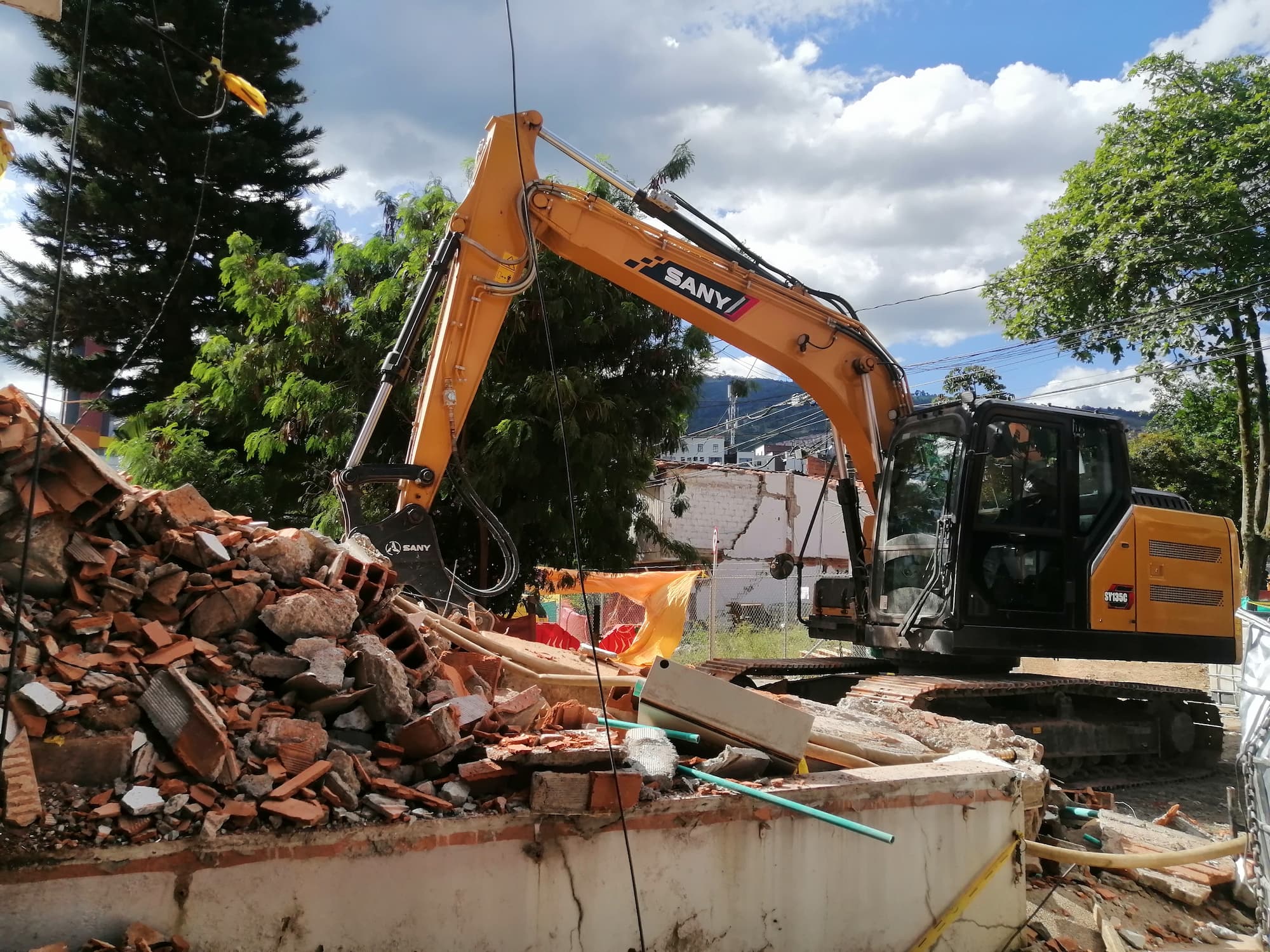 Desmantelamiento y demoliciones 17