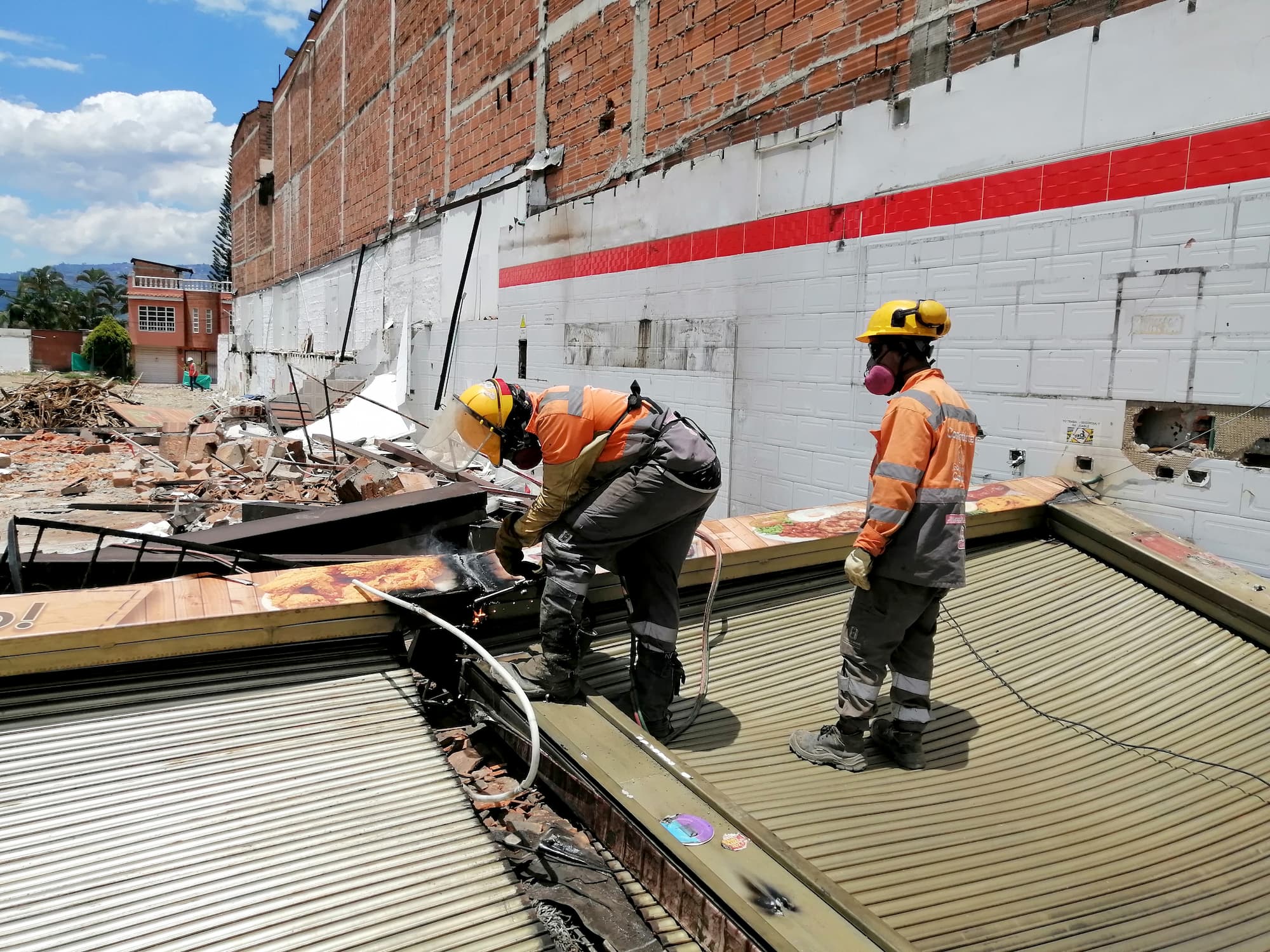 Desmantelamiento y demoliciones 2