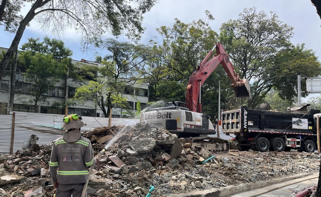 Desmantelamiento y demoliciones 8